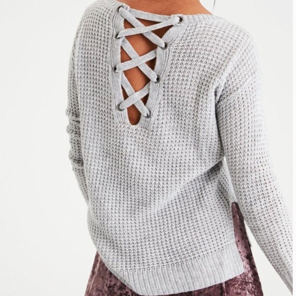 AMERICAN EAGLE OUTFITTERS Gray Lace-Up back Knit Sweater - XS